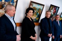 Открылась выставка картин выпускницы ЧГПУ Валентины Кузиной